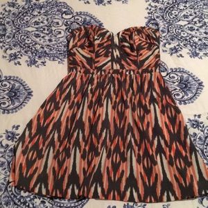 Strapless dress